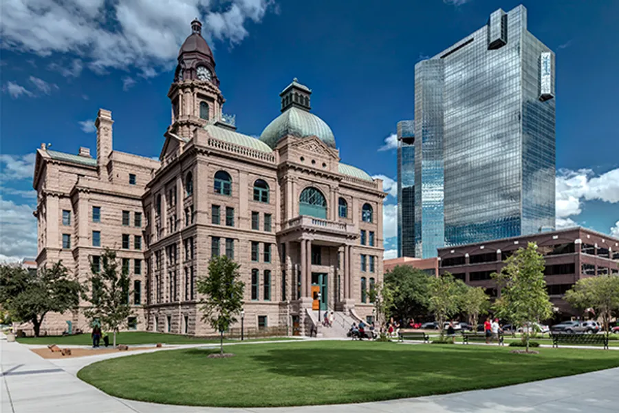 Tarrant Country Courthouse